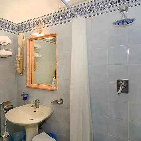 فندق Poseidon 3*
